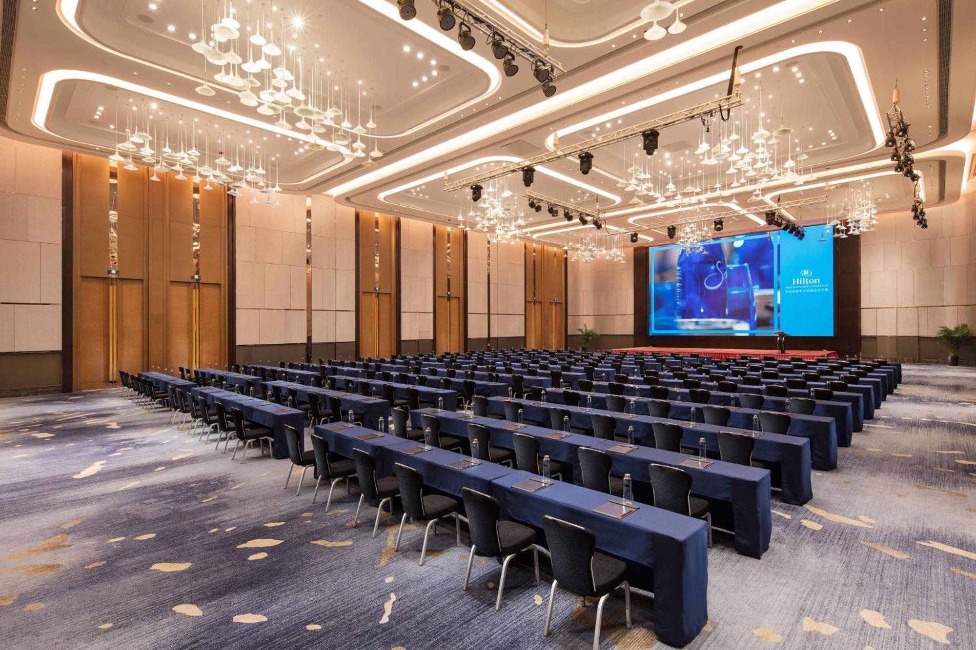 Hilton Jinan South Hotel & Residences Exterior foto